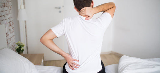 Dormir lorsqu’on a mal au dos. Les positions pour soulager le dos