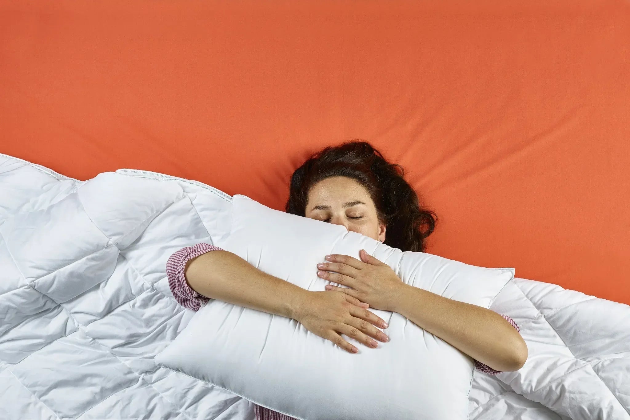 La couette bi-thermique pour couple : quand chacun peut choisir sa chaleur